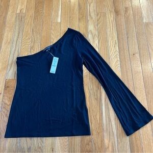 New NWT White House Black Market Size XS Fitted One Shoulder Long Sleeve Shirt